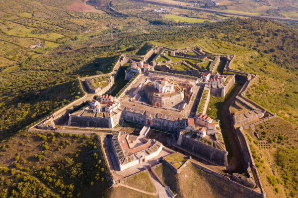 Portugal – Fort Nossa Senhora da Graça: Microglia encoded in stone