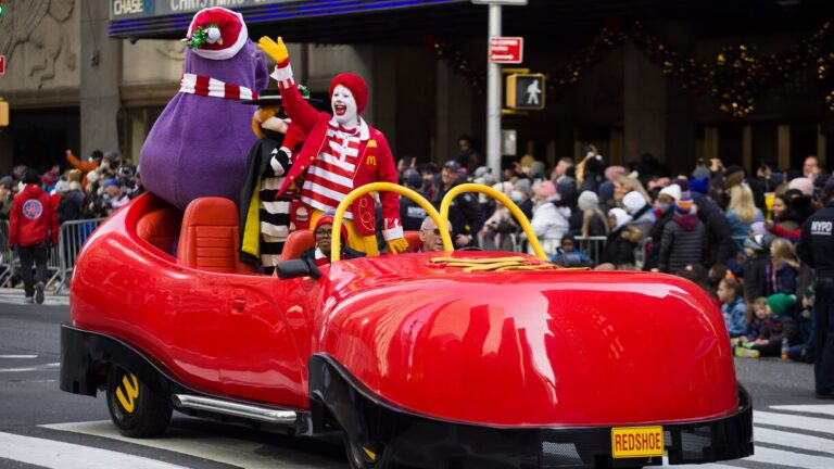 The Wardrobe of the Genome: Mr. Clown and His Giant Shoes → Kinesin-1